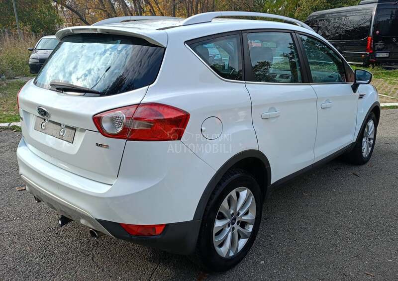 Ford Kuga TITANIUM 4x4