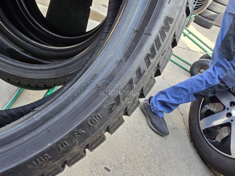 Pirelli 205/40 R18 Zimska