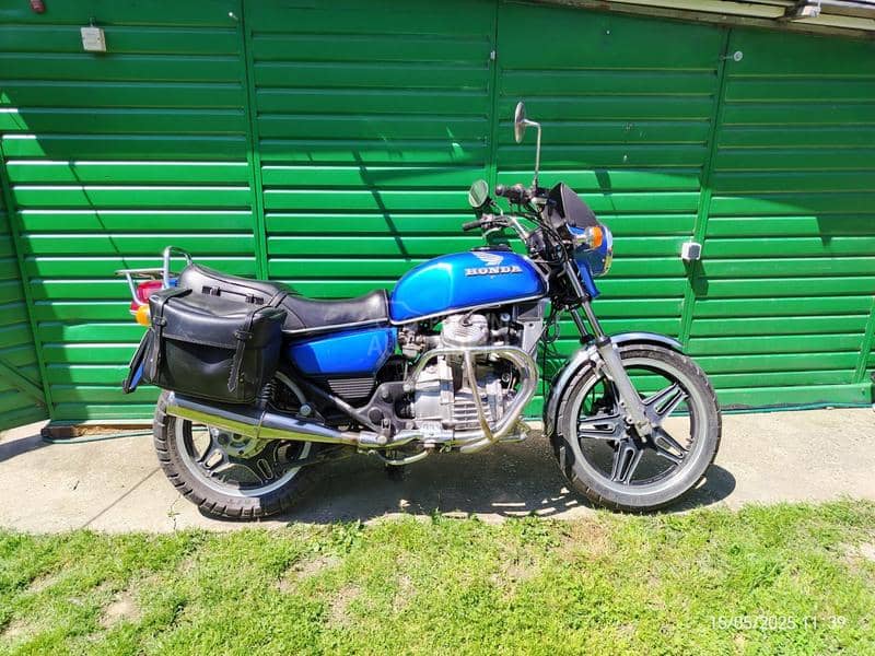 Honda cx500