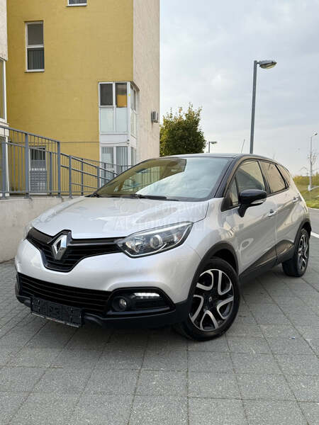 Renault Captur 0.9tce N O V