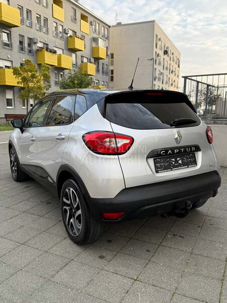 Renault Captur 0.9tce N O V