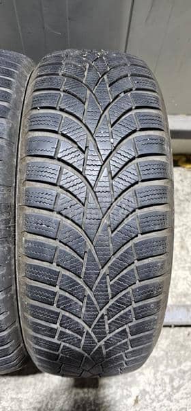 Toyo 185/60 R15 Zimska