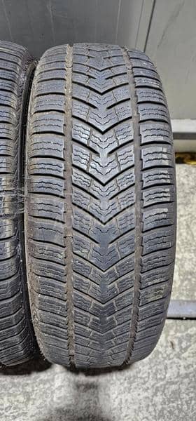 Linglong 215/60 R17 Zimska