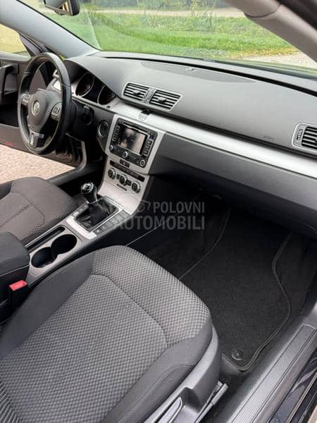 Volkswagen Passat B7 HIGHLINE/N0V/F-ULL Volkswagen Passat B7 HIGHLINE/N0V/F-ULL