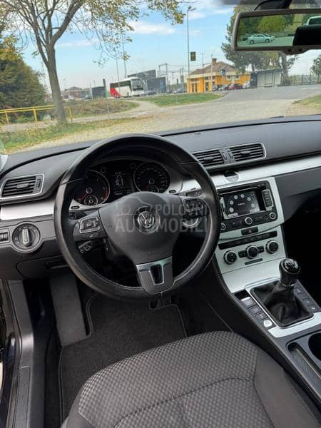 Volkswagen Passat B7 HIGHLINE/N0V/F-ULL Volkswagen Passat B7 HIGHLINE/N0V/F-ULL