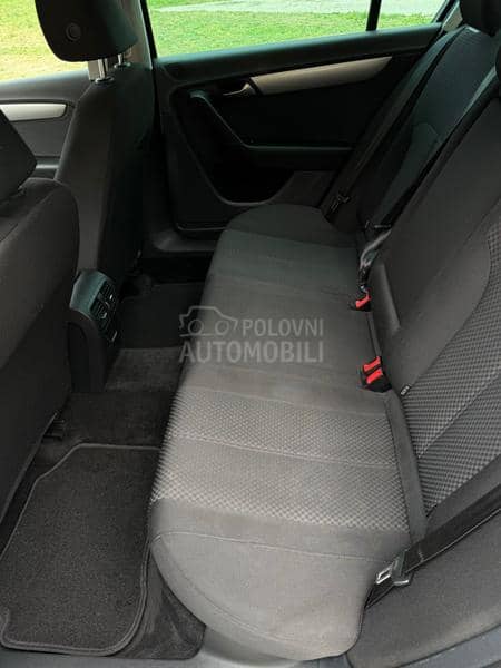 Volkswagen Passat B7 HIGHLINE/N0V/F-ULL Volkswagen Passat B7 HIGHLINE/N0V/F-ULL