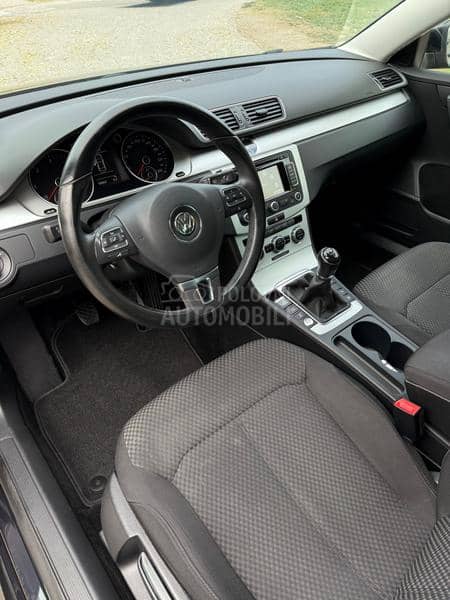 Volkswagen Passat B7 HIGHLINE/N0V/F-ULL Volkswagen Passat B7 HIGHLINE/N0V/F-ULL