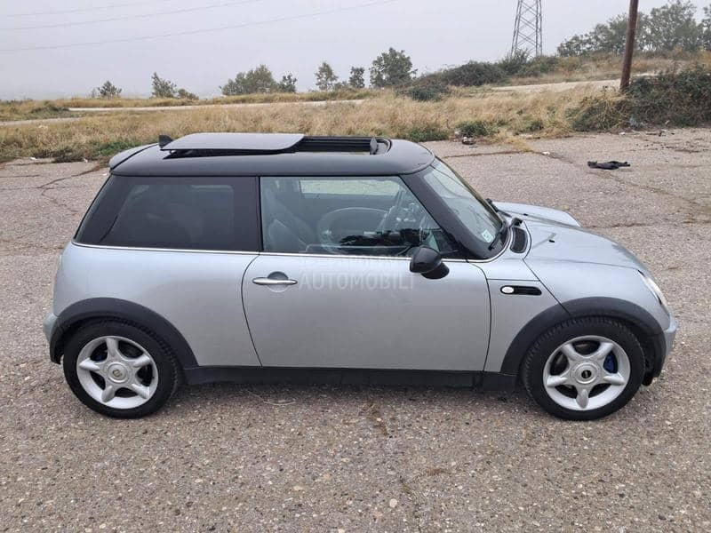 MINI Cooper 