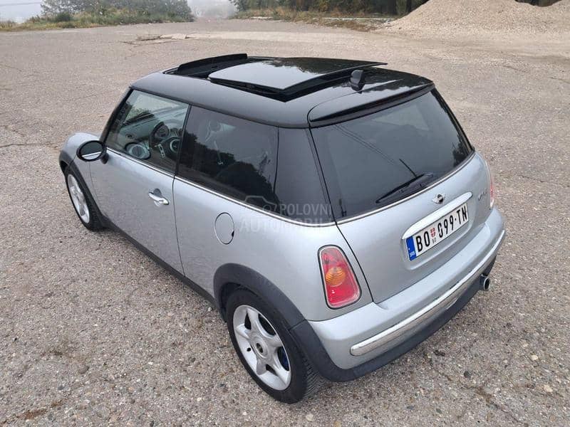 MINI Cooper 