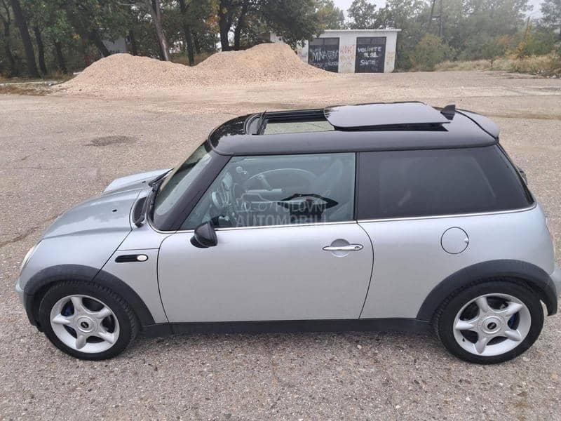 MINI Cooper 