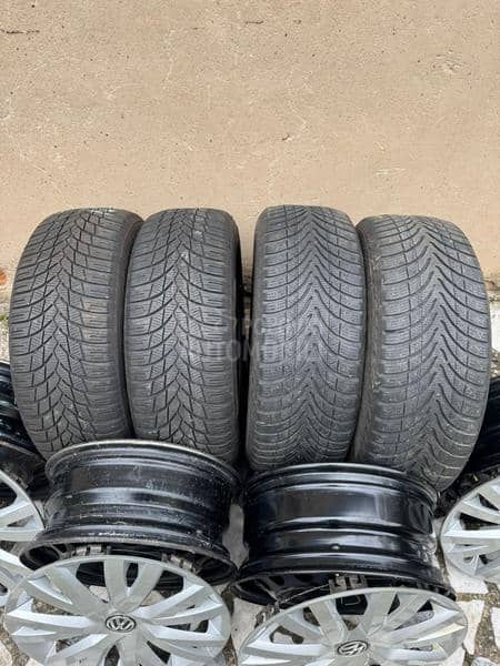 Lassa 215/60 R16 Zimska