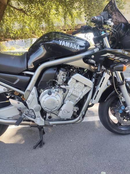 Yamaha fzs 1000 fazer