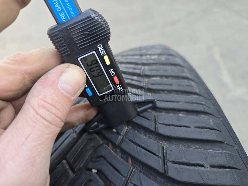 Continental 215/60 R17 Sve sezone