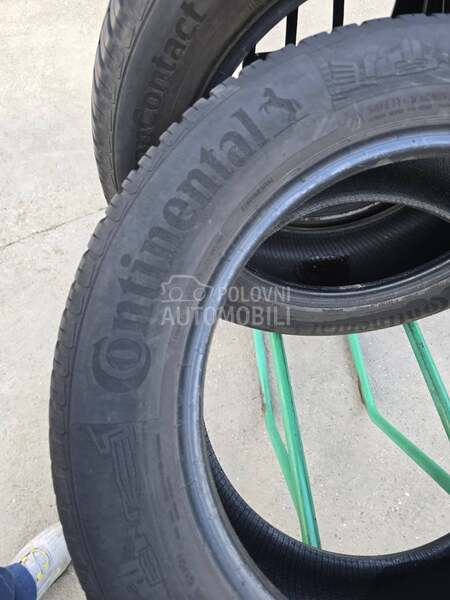 Continental 215/60 R17 Sve sezone