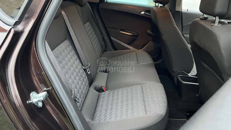 Opel Astra J 1.7 cdti N.A.V.I