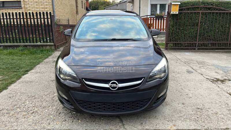 Opel Astra J 1.7 cdti N.A.V.I