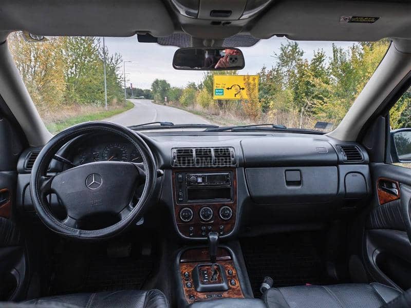 Mercedes Benz ML 270 Reg. G. o. d