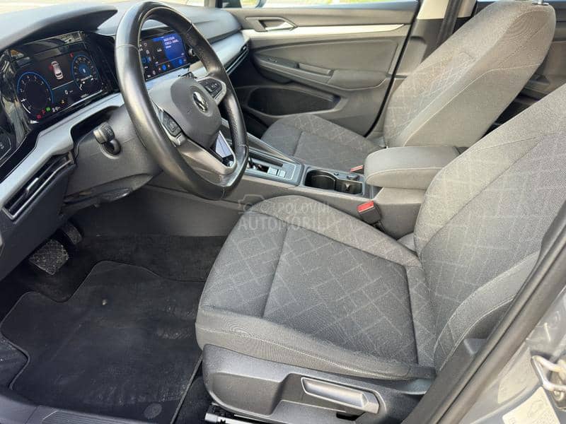 Volkswagen Golf 8 life 1.5 TGI