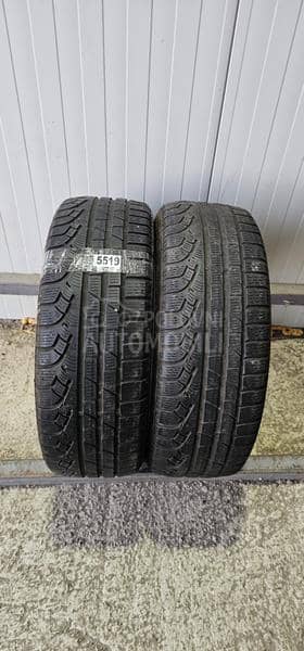 Pirelli 215/55 R17 Zimska