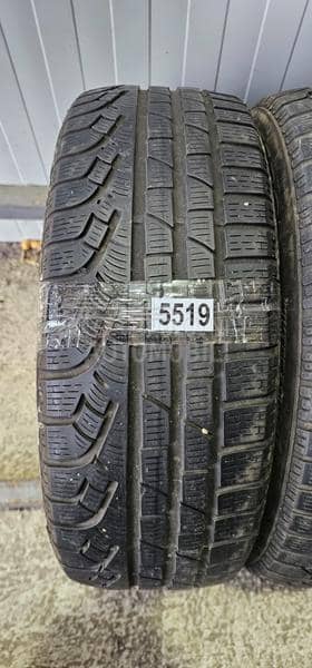 Pirelli 215/55 R17 Zimska