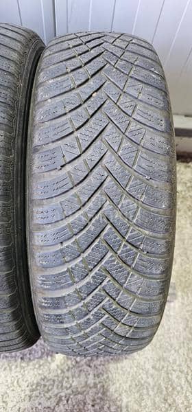 Hankook 205/60 R16 Zimska