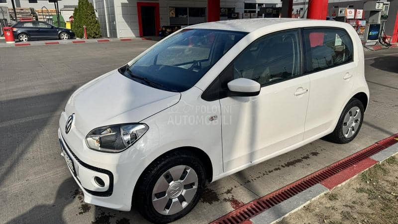 Volkswagen up! Auto je u Batajnici