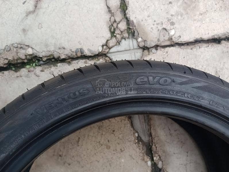 Hankook 215/40 R17 Letnja