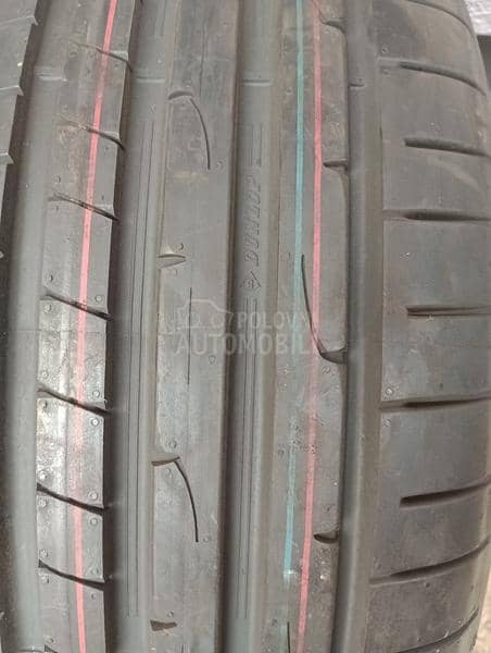 Dunlop 225/45 R18 Letnja