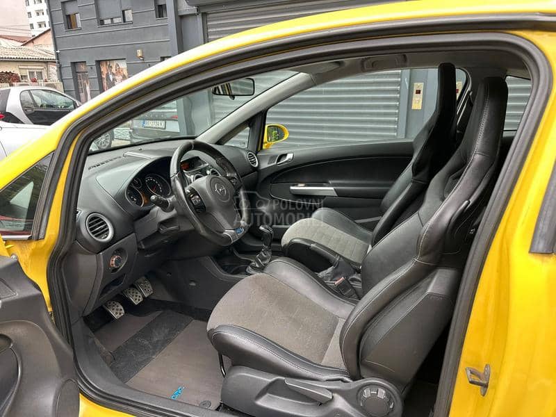 Opel Corsa D OPC CH Opel Corsa D OPC CH