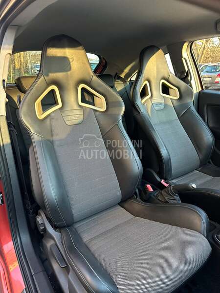 Opel Corsa D OPC Nurburgring