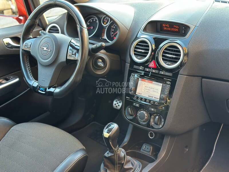 Opel Corsa D OPC Nurburgring