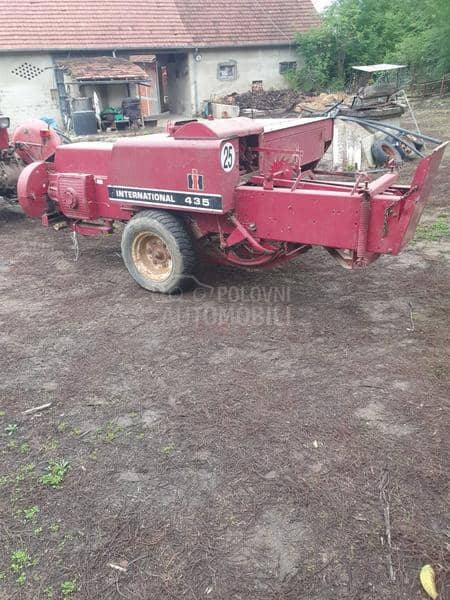 Case IH 435