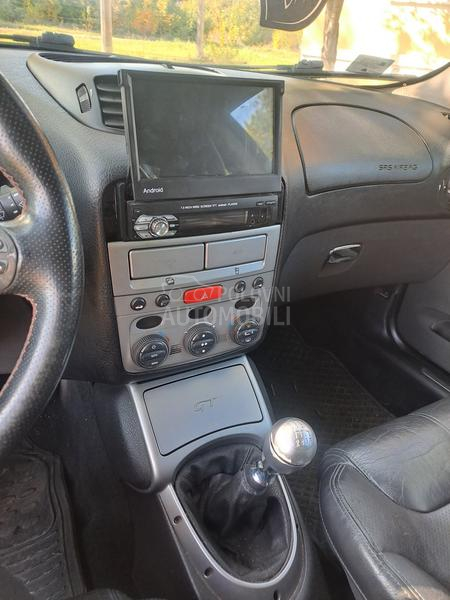 Alfa Romeo GT 1.9 Jtd