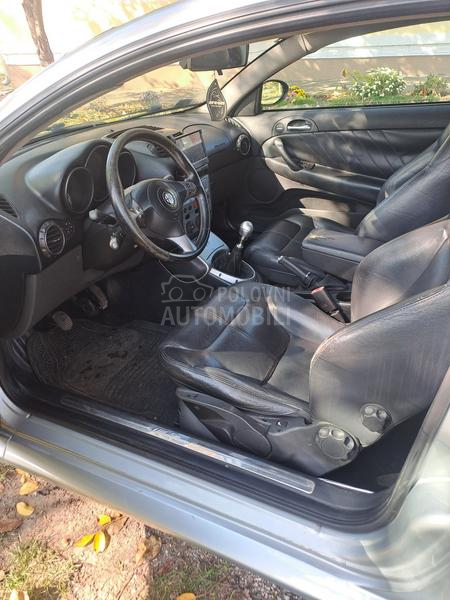 Alfa Romeo GT 1.9 Jtd