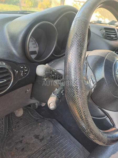 Alfa Romeo GT 1.9 Jtd