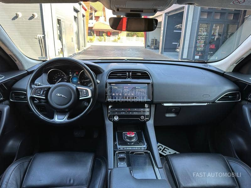 Jaguar F pace AWD