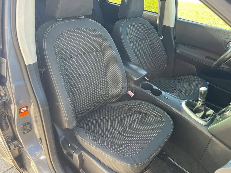 Nissan Qashqai + 2 2.0dci TEKNA Nissan Qashqai + 2 2.0dci TEKNA