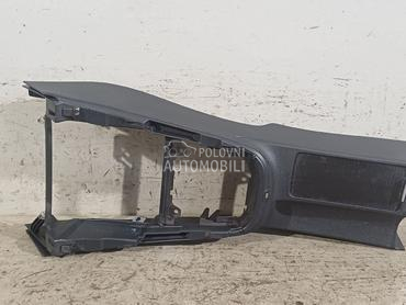 CENTRALNA KONZOLA za Volkswagen Golf 6