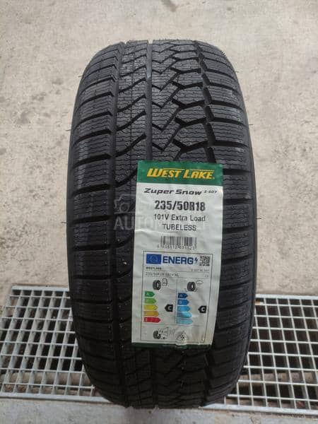 Westlake 235/50 R18 Zimska