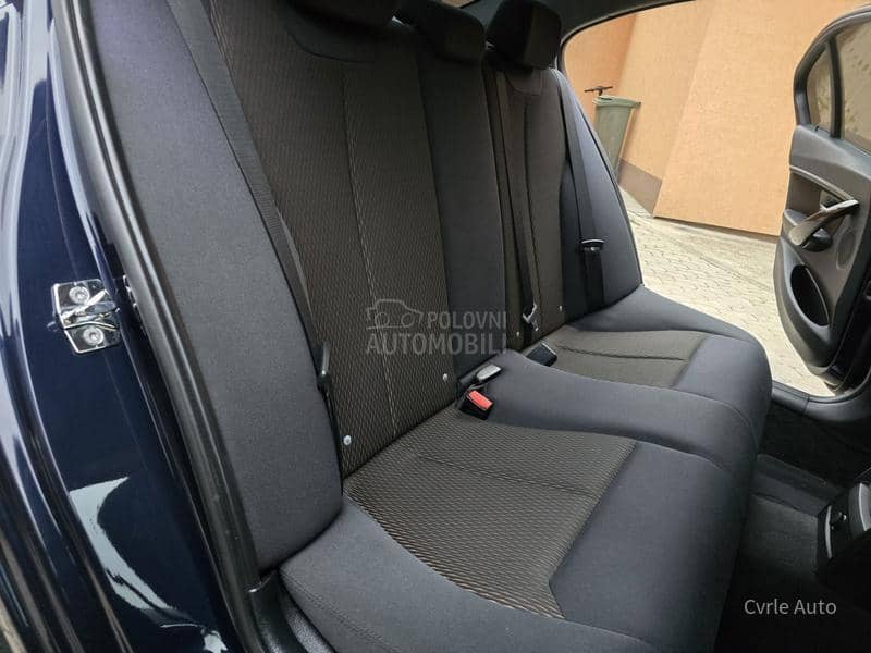 BMW 320 2.0D BAŠ N0V