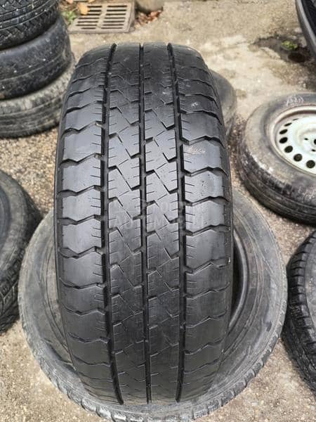 Goodyear 225/70 R15 Letnja