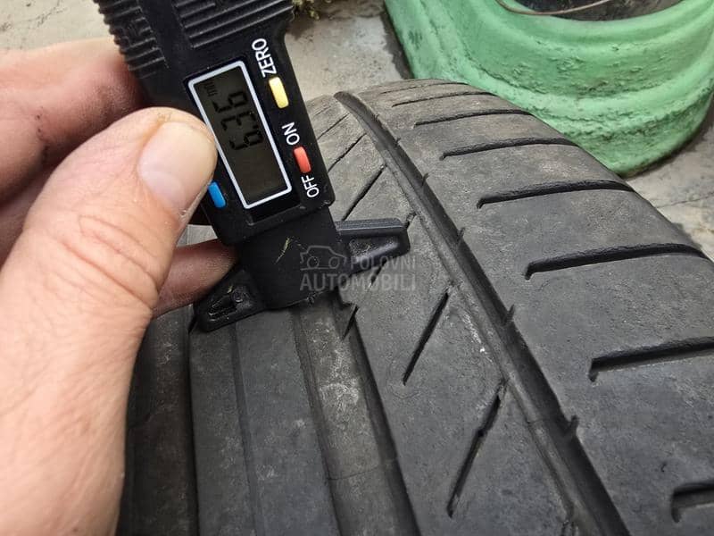 Continental 255/40 R20 Letnja