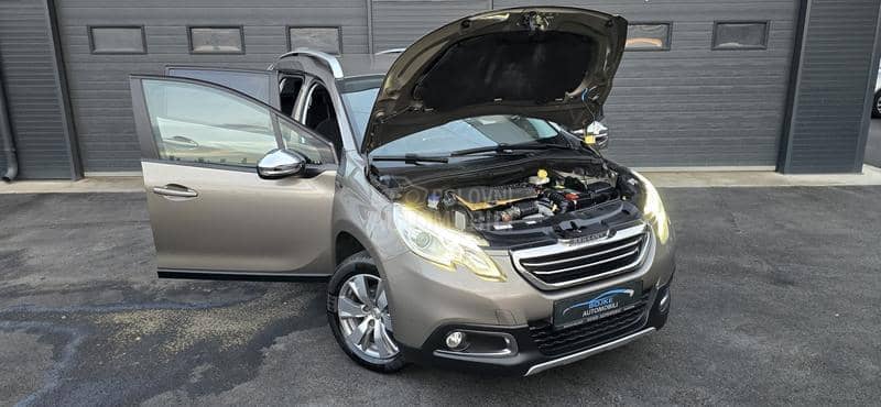 Peugeot 2008 1.6HDI STYLE