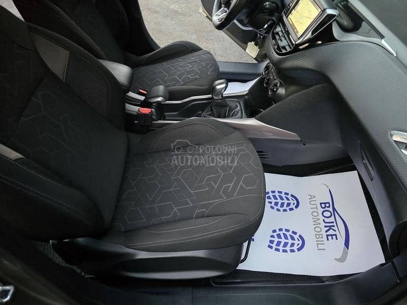 Peugeot 2008 1.6HDI STYLE