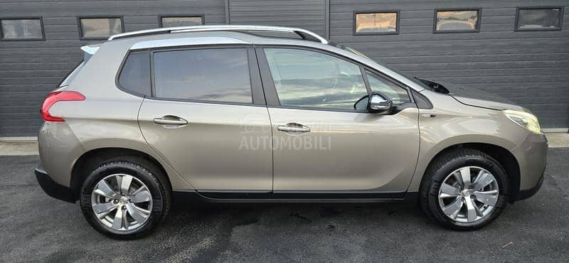 Peugeot 2008 1.6HDI STYLE