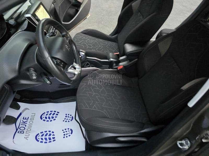 Peugeot 2008 1.6HDI STYLE