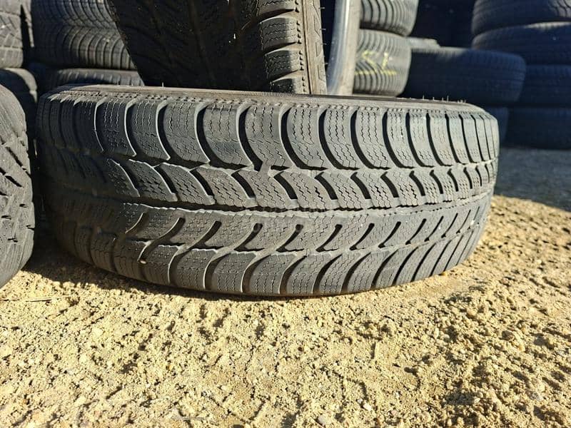 Sava 185/60 R15 Zimska