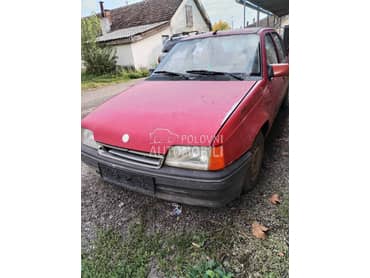 Opel Kadett 1.6i