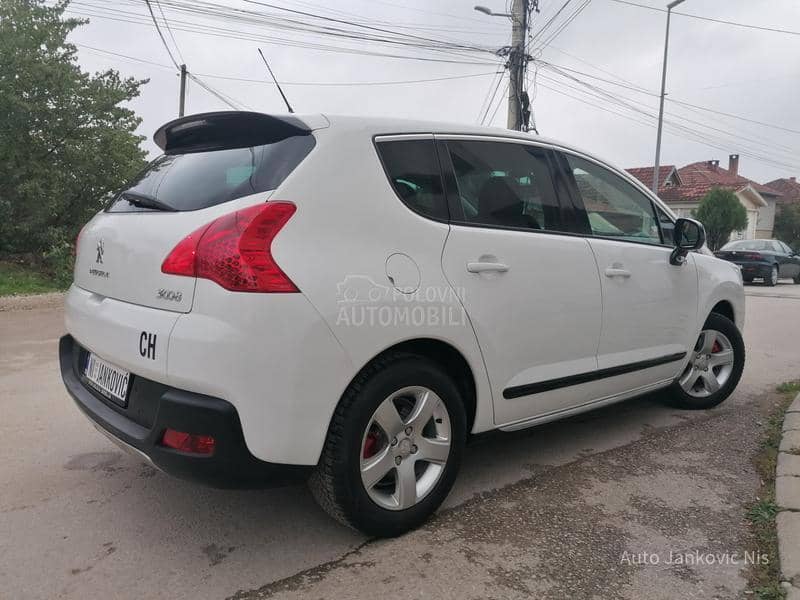 Peugeot 3008 2.0hdi 4x4 HYBRID CH Peugeot 3008 2.0hdi 4x4 HYBRID CH