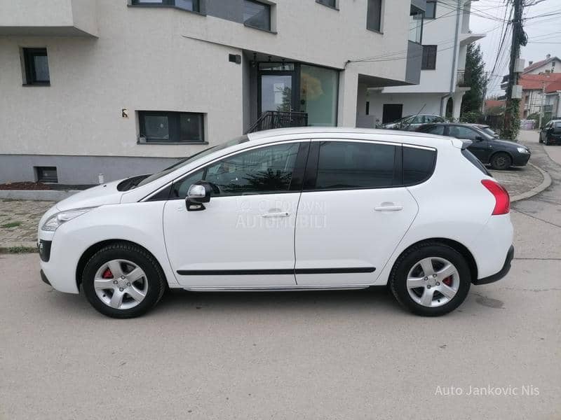 Peugeot 3008 2.0hdi 4x4 HYBRID CH Peugeot 3008 2.0hdi 4x4 HYBRID CH